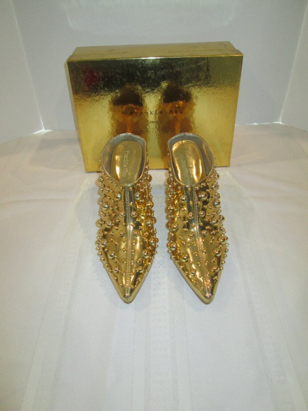 Frankie Hsu Gold Studded Stiletto Pumps | Size 10 | NIB | Metallic - Picture 2 of 14